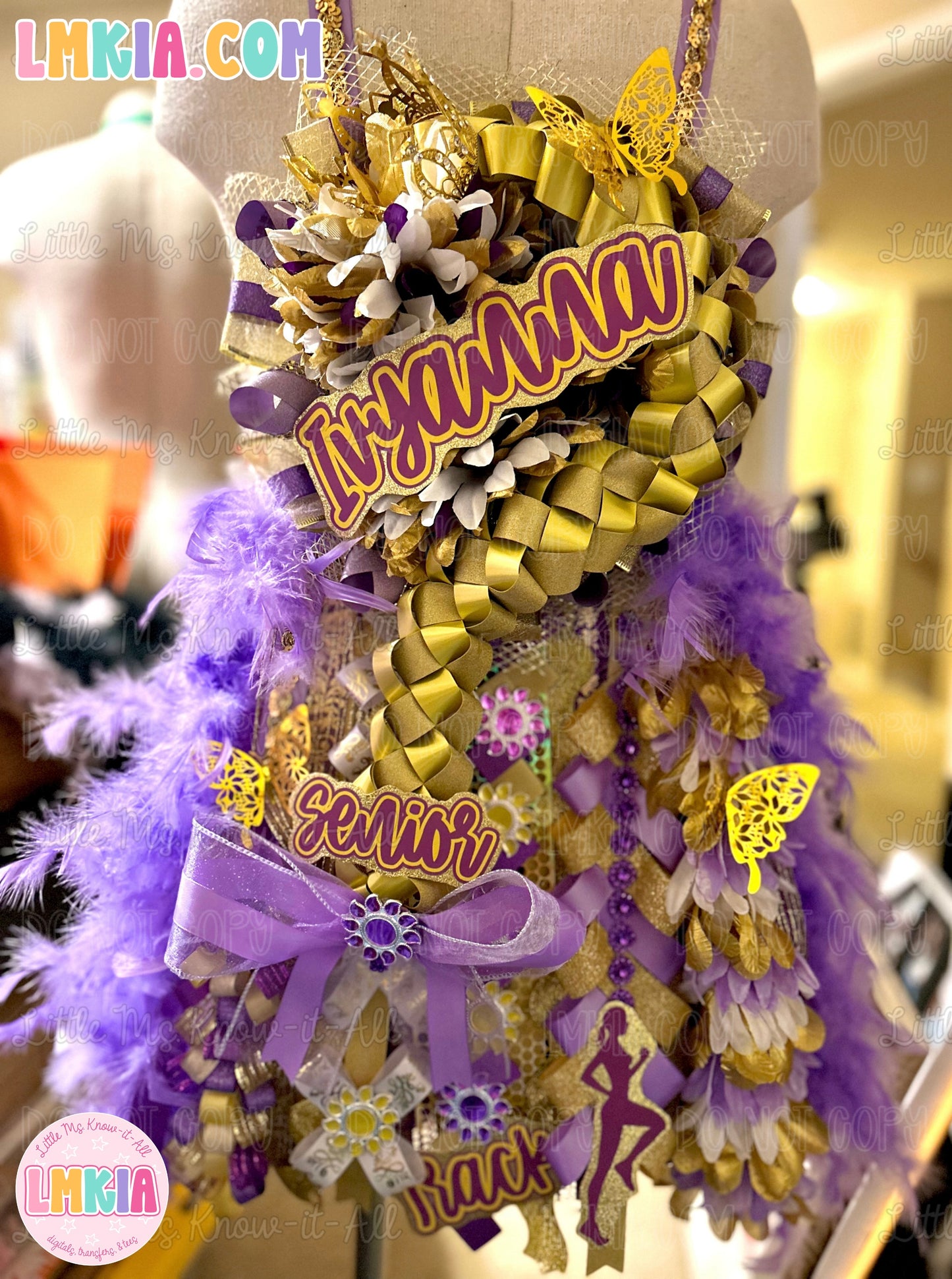Small Homecoming Mum